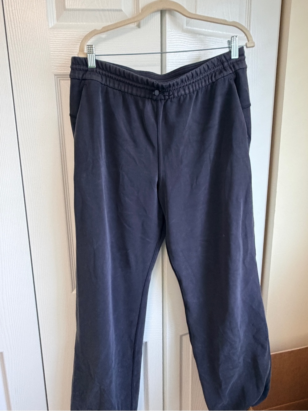 Lululemon Softstreme High-Rise Pant – Size 14